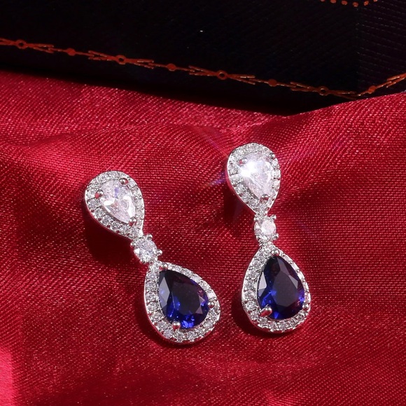 LAST ONE!!!✨Stunning Sapphire Drops✨ - Picture 3 of 7